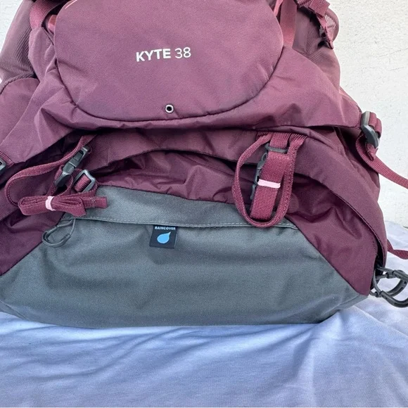 OSPREY KYTE 38L Women's Backpack - XS/S - Picture 3 of 16